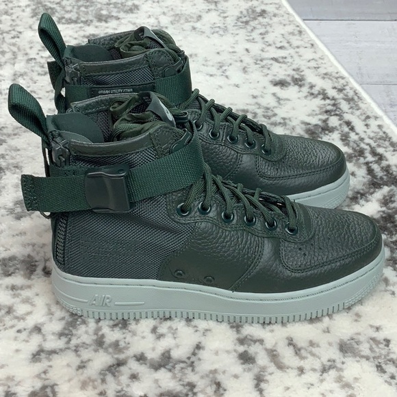 NIB Nike W SF AF1 Mid women’s sneakers - Picture 3 of 8
